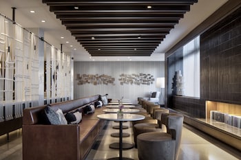 new york laguardia airport marriott