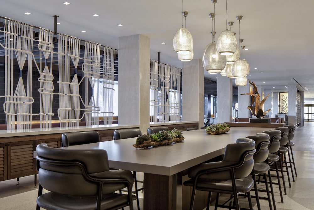 new york laguardia airport marriott