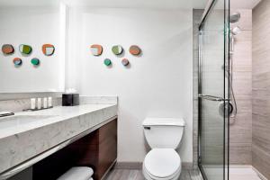 new york laguardia airport marriott