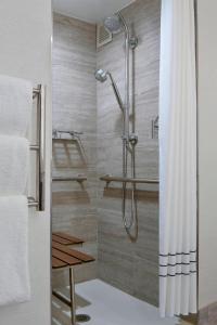 new york laguardia airport marriott