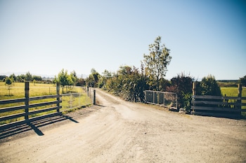 appleby house and rabbit island huts