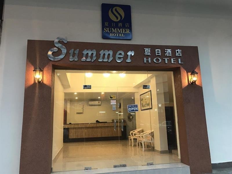 summer hotel