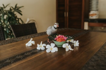 aloka bahari villas