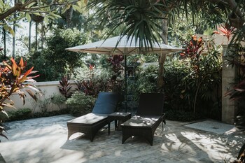 aloka bahari villas