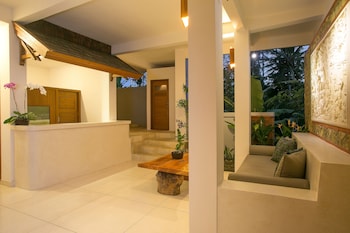 pesantian villa and warung