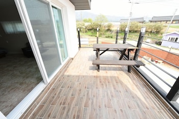 seorabeol togi tourist pension