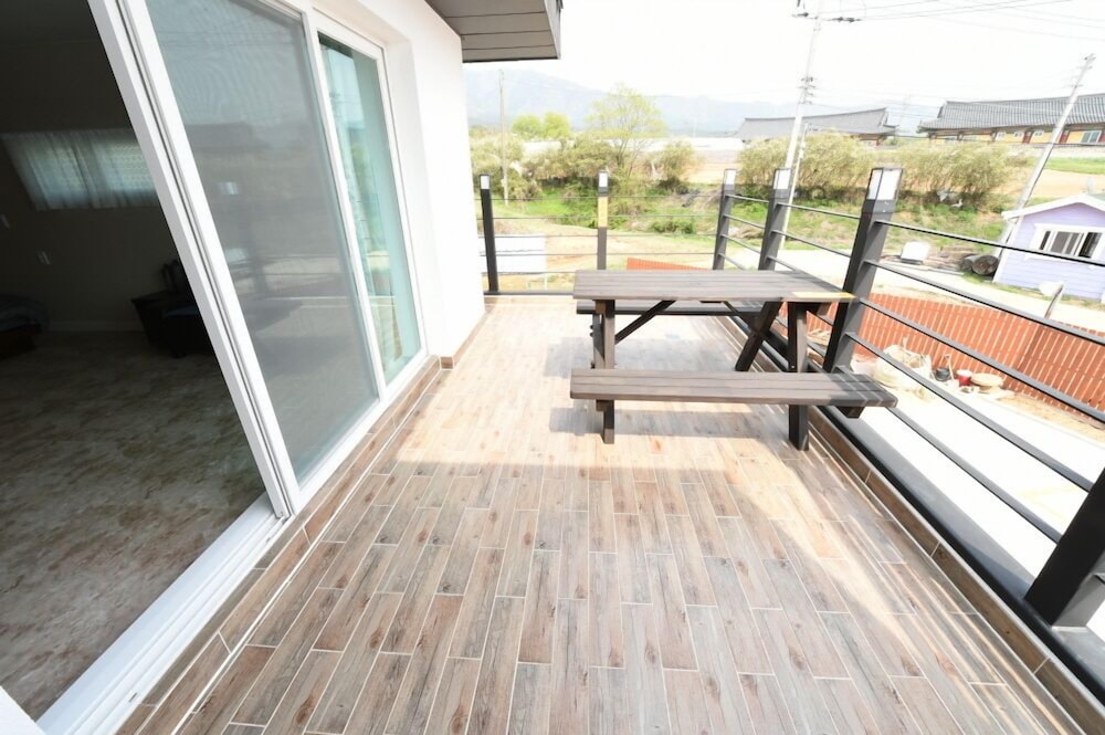 seorabeol togi tourist pension