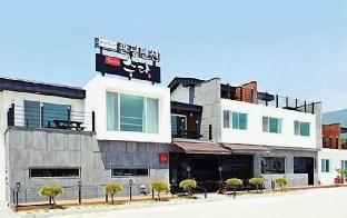 seorabeol togi tourist pension