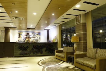 hotel mirage regency