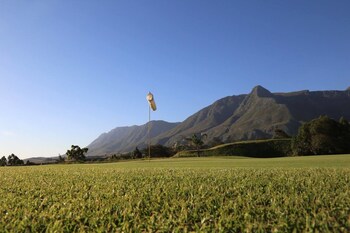 A Hilltop Country Retreat,Cape Town>>Barrydale,4 star