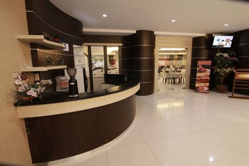 megaland hotel
