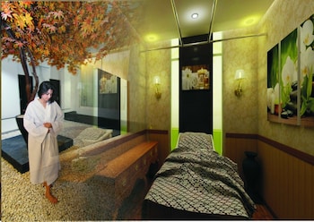 megaland hotel