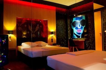 olympic hotel adults only