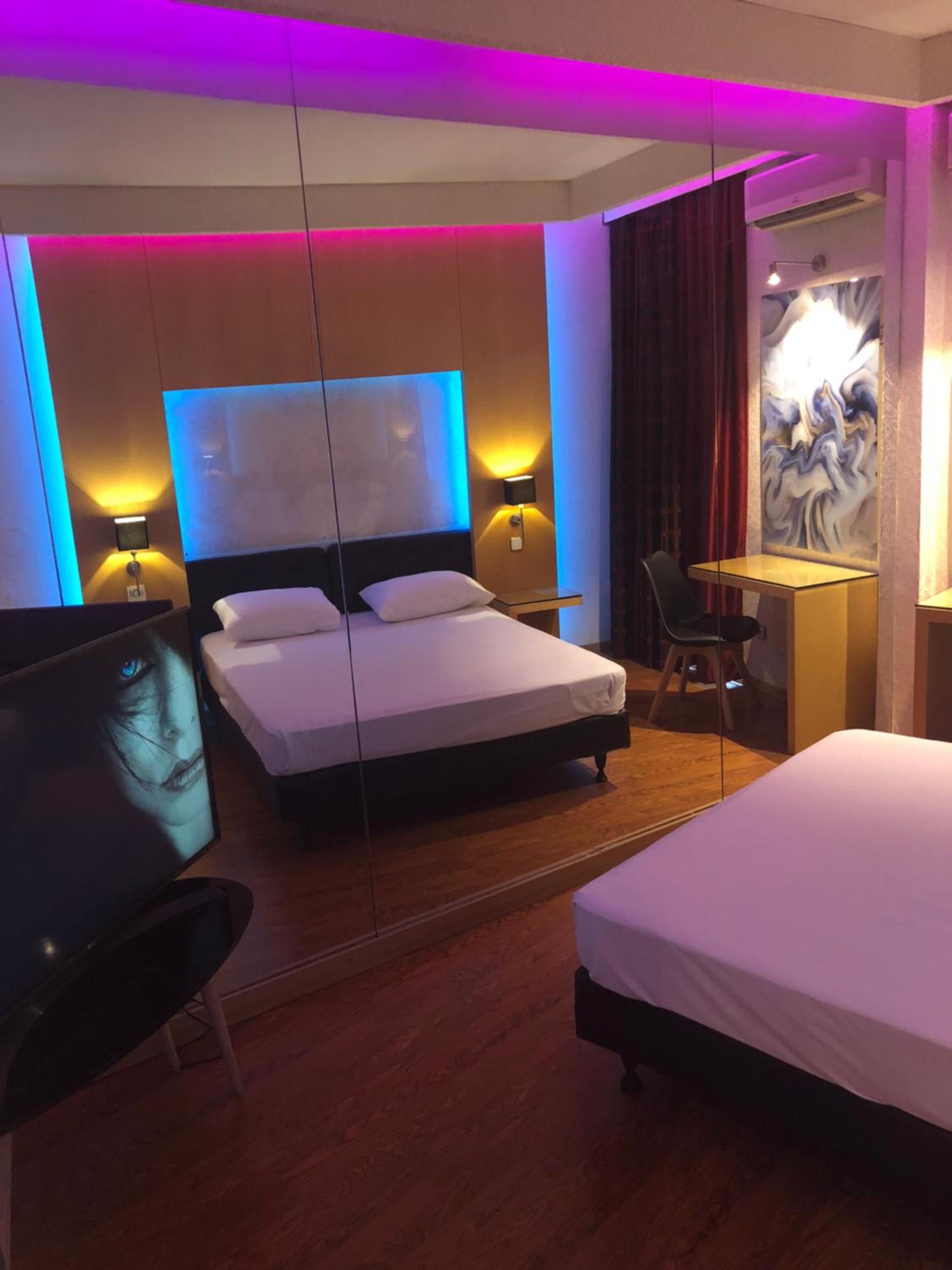 olympic hotel adults only