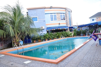 hotel valerie suites