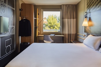 ibis la ciotat