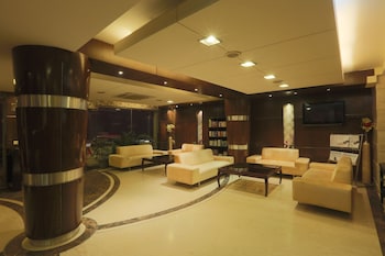 hotel waves delhi airport