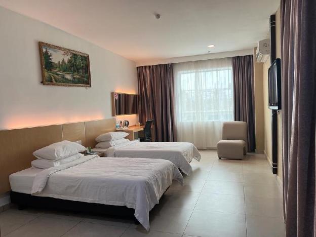 paragon lutong hotel