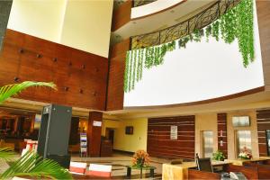 gokulam park sabari omr hotel