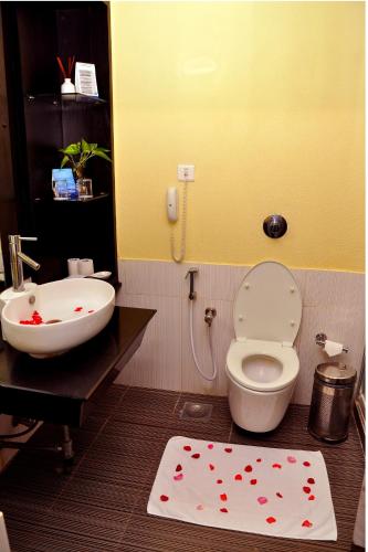 gokulam park sabari omr hotel