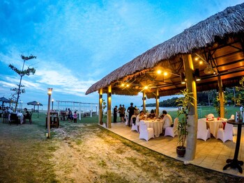 Palm Beach Resort & Spa,Labuan Federal Territory>>Labuan,4 star