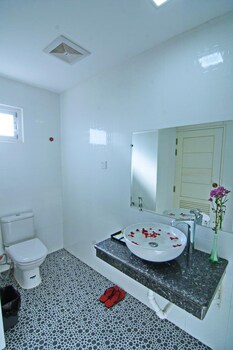 Royal Pearl Hotel,Mandalay Region>>Mandalay,3 star