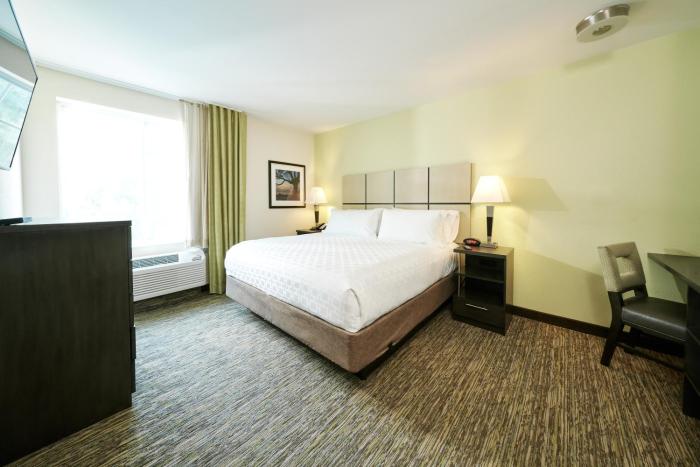 candlewood suites lafayette by ihg