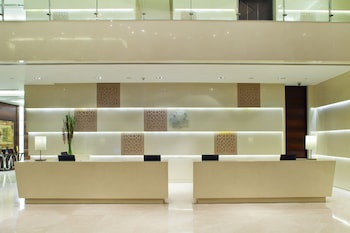 holiday inn mumbai international airport an ihg hotel