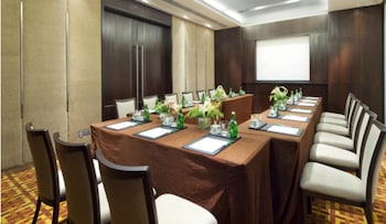 holiday inn mumbai international airport an ihg hotel