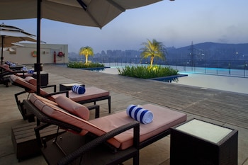 holiday inn mumbai international airport an ihg hotel