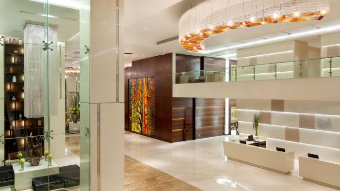 holiday inn mumbai international airport an ihg hotel