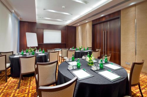 holiday inn mumbai international airport an ihg hotel