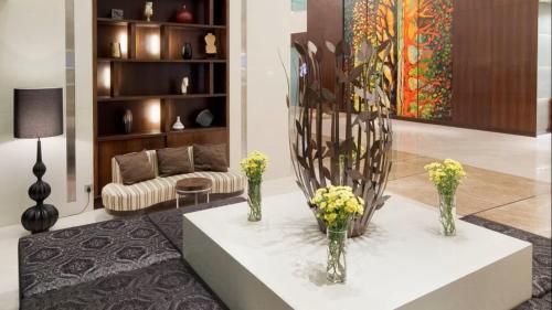 holiday inn mumbai international airport an ihg hotel