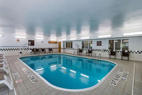 comfort inn barboursville near huntington mall area