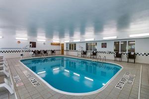 comfort inn barboursville near huntington mall area