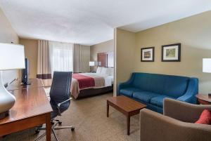 comfort inn barboursville near huntington mall area