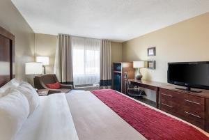 comfort inn barboursville near huntington mall area