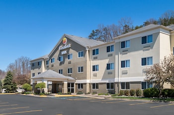 comfort inn barboursville near huntington mall area