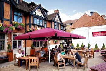 The White Hart Hotel,Hampton Wick>>Greater London,4 star