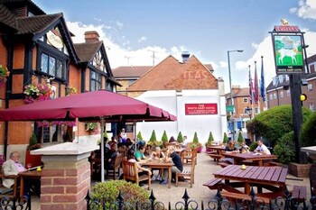 The White Hart Hotel,Hampton Wick>>Greater London,4 star