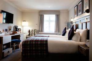 the white hart hotel