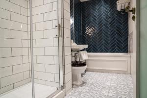 the white hart hotel