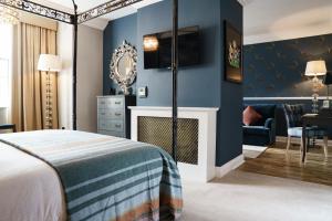 the white hart hotel