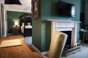 the white hart hotel