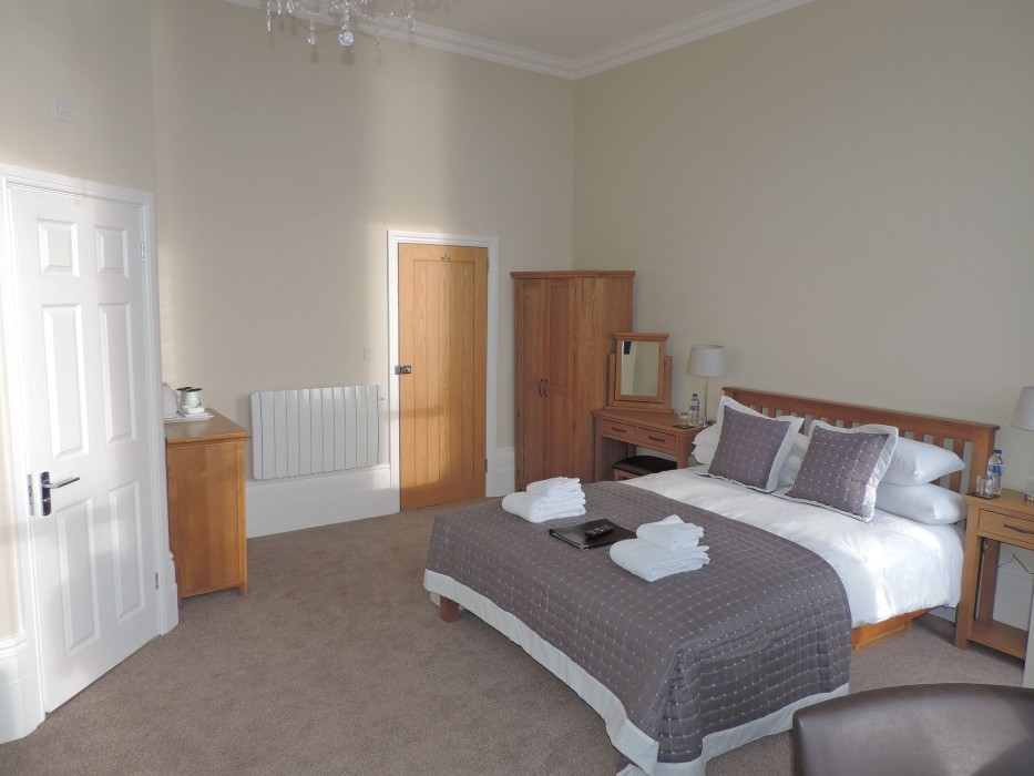 Beach Front Guest House,Eastbourne>>East Sussex,3 star