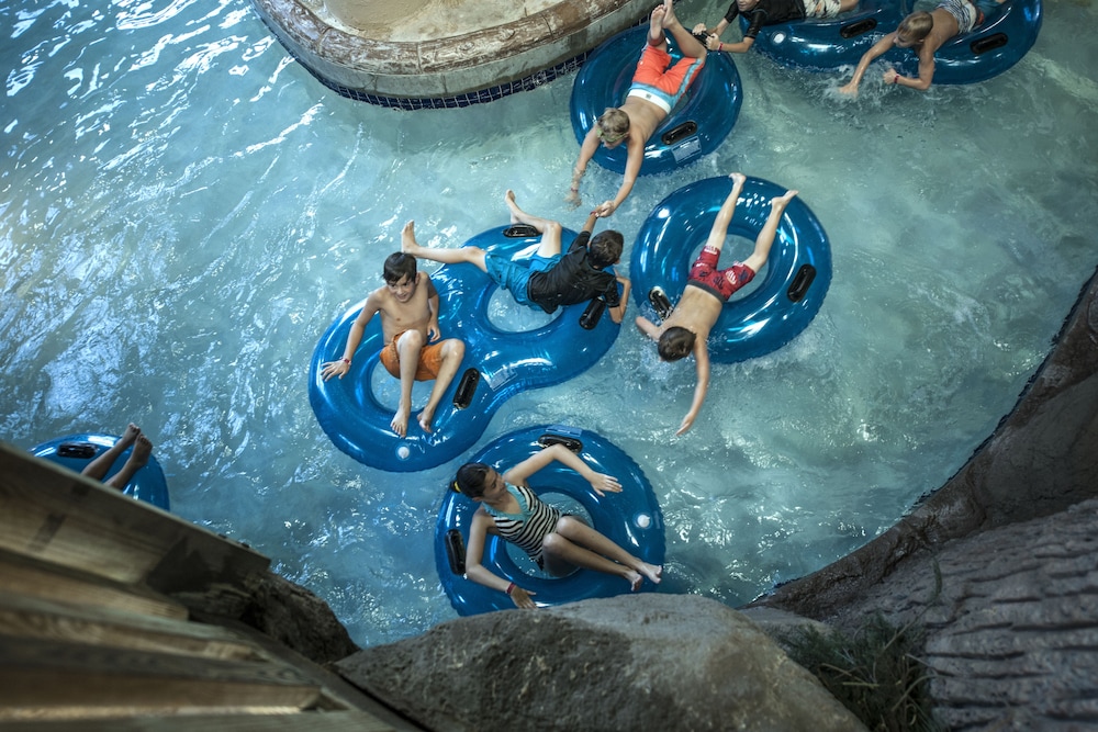Timber Ridge Lodge And Waterpark,Lyons>>Lake Geneva,4 star