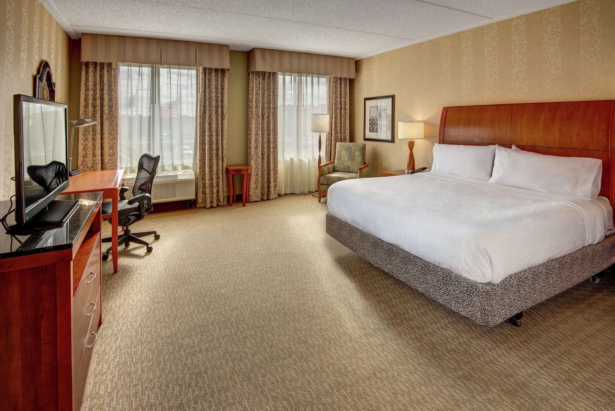 hilton garden inn lakewood