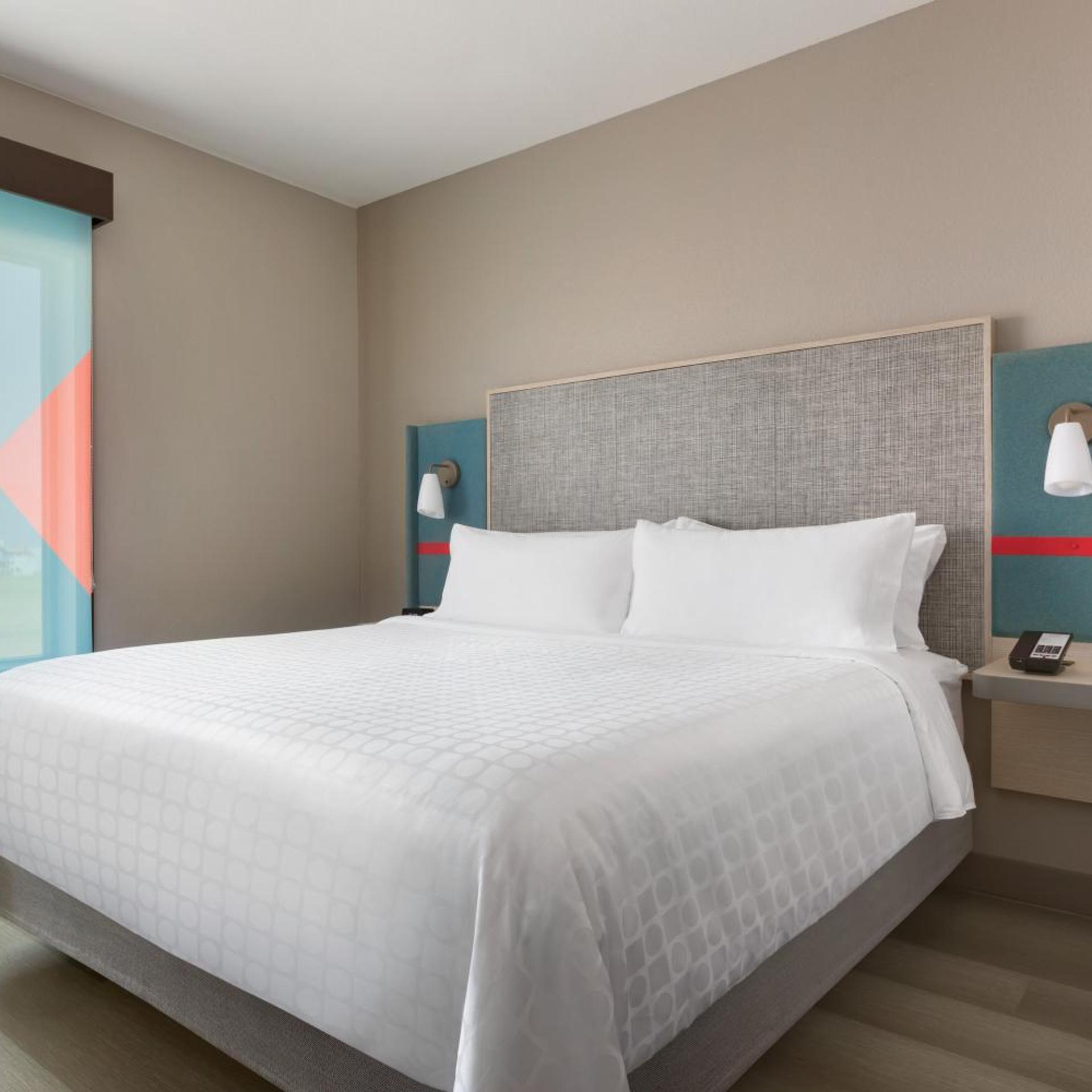 avid hotel lancaster by ihg