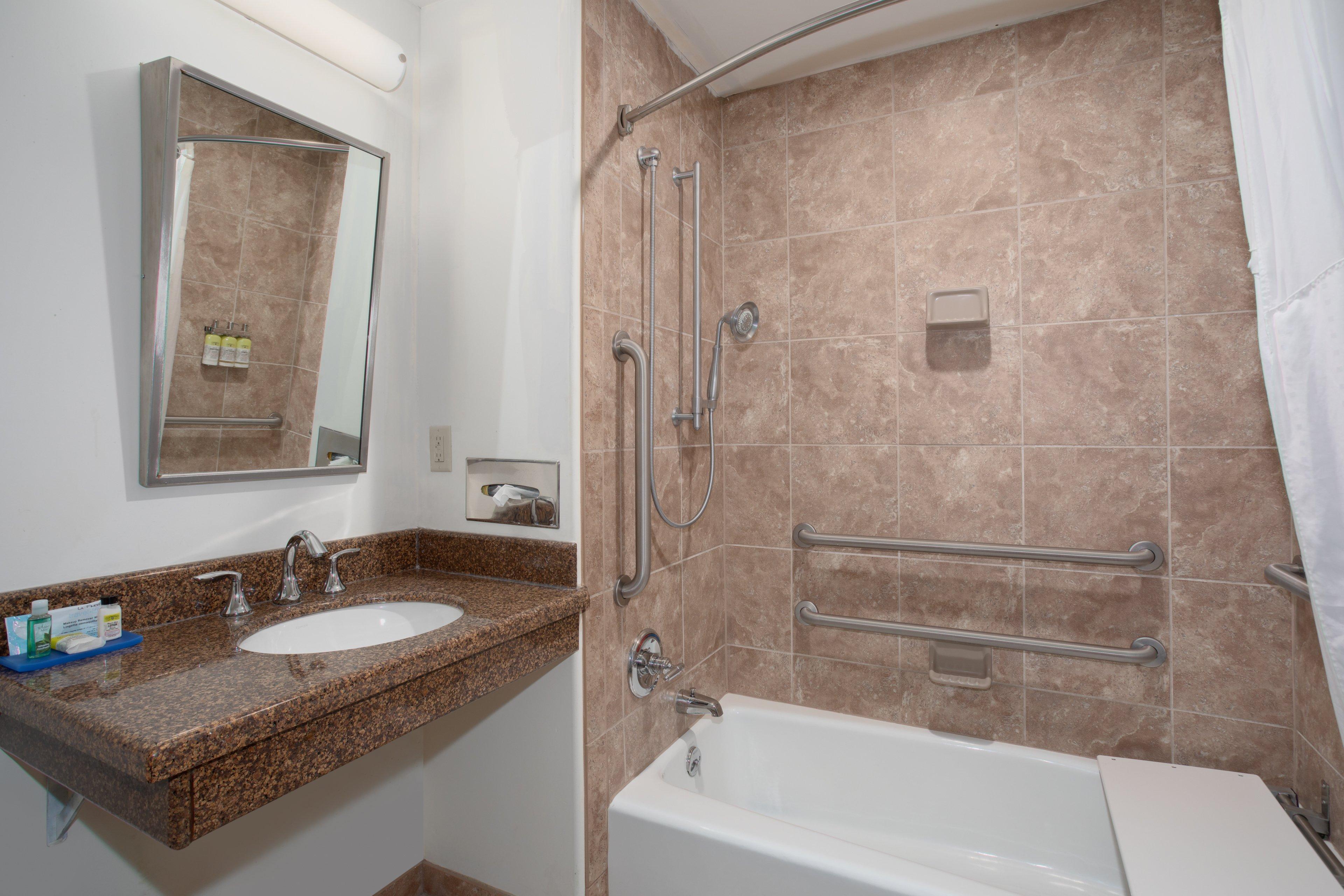 holiday inn express hotel and suites lander by ihg