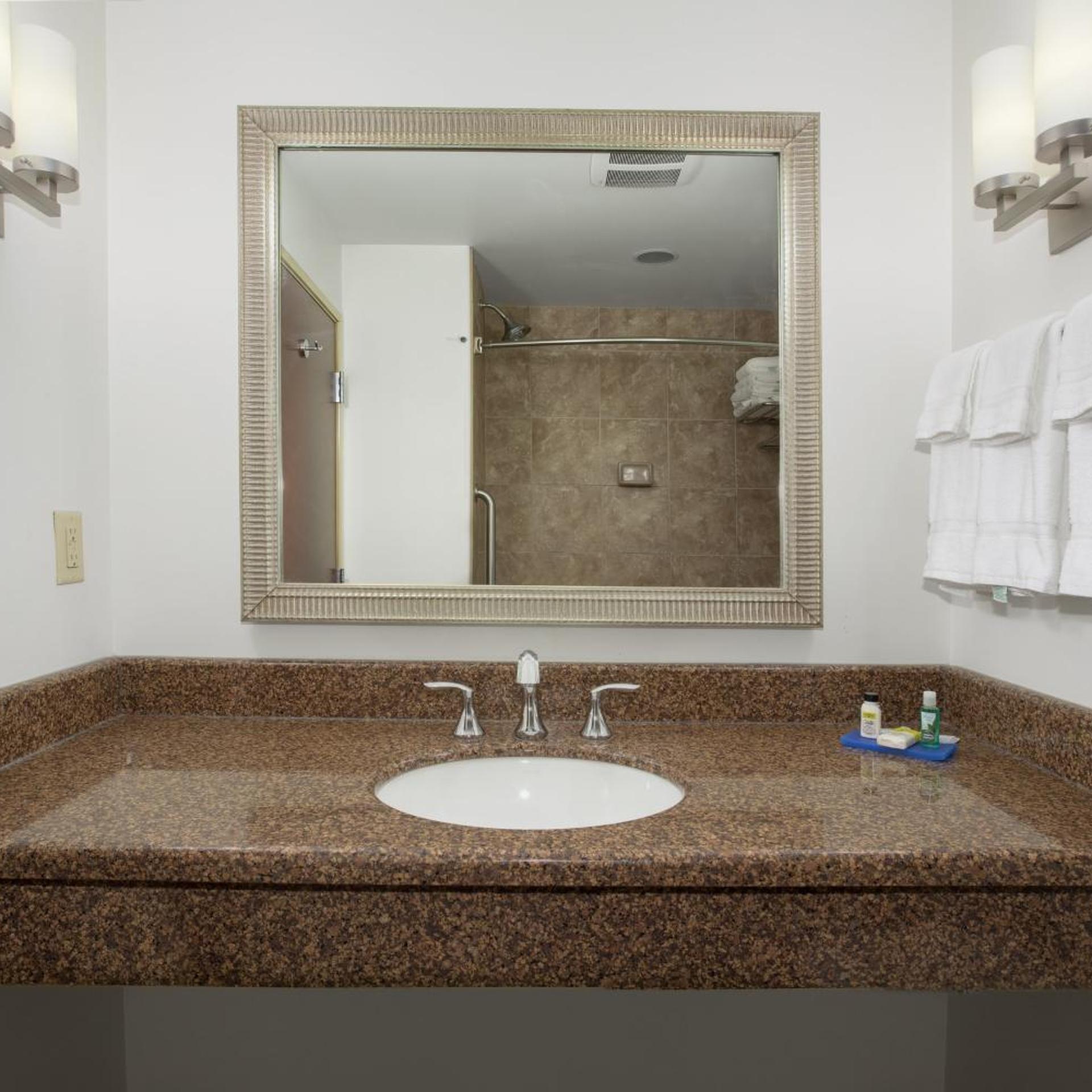 holiday inn express hotel and suites lander by ihg